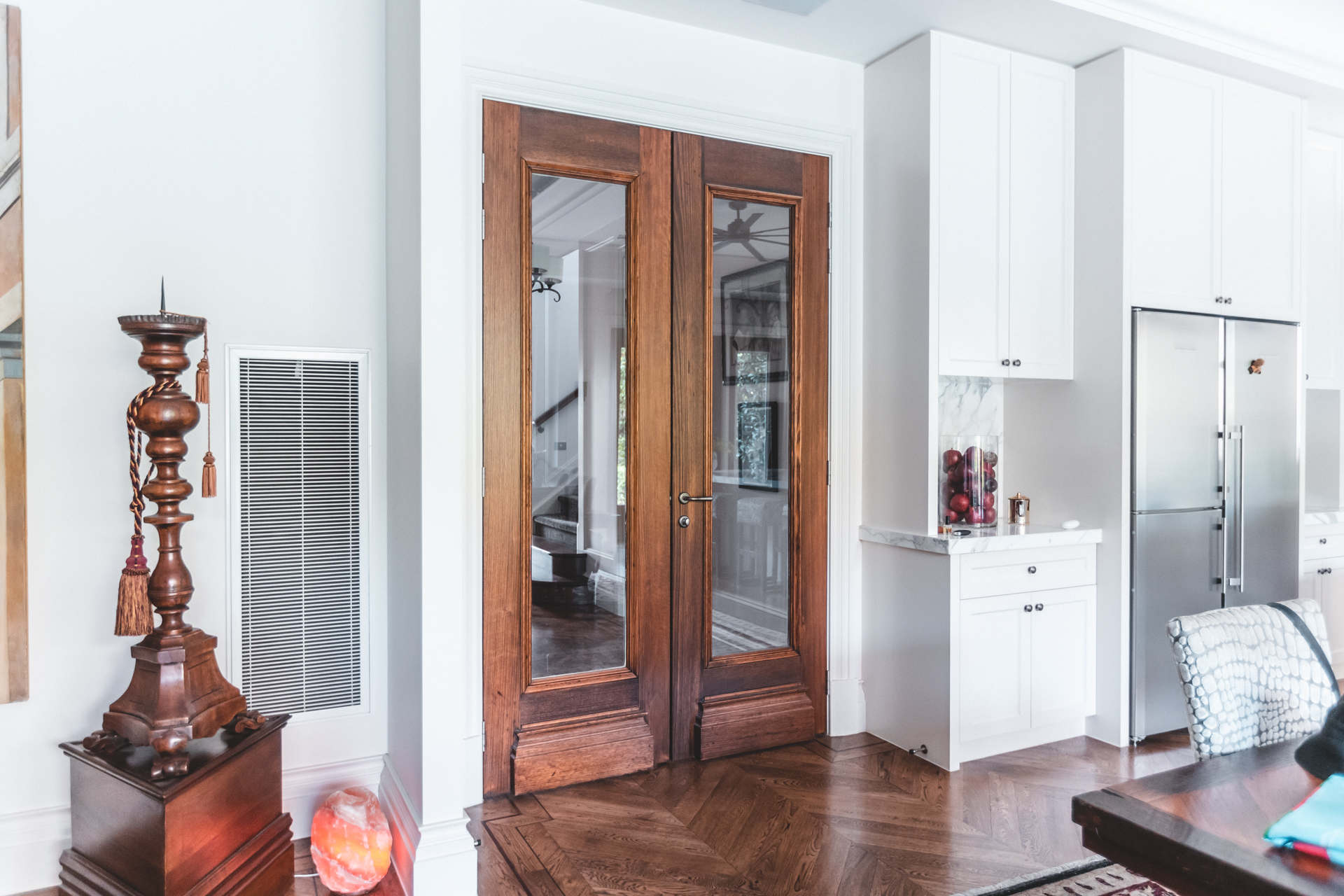 Doors and finishing